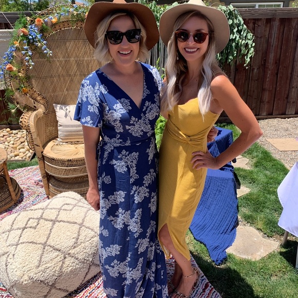 Express Ribbed Midi Dress. - Picture 1 of 6